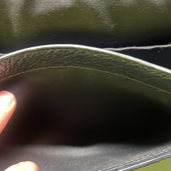 Black leather coach bag. - Picture 6 of 7